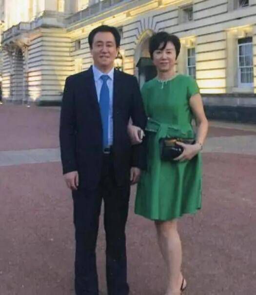 快步是漂亮女人